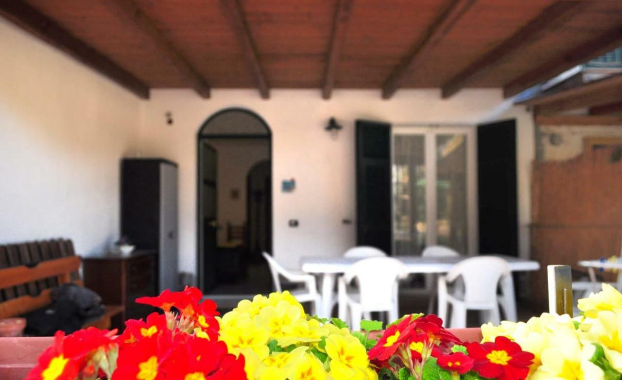 Come A Casa Deiva Marina Ngoại thất bức ảnh